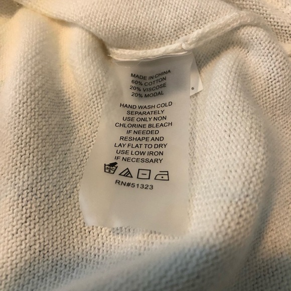 NWOT VINCE CAMUTO short-sleeved dolman sweater - Picture 3 of 4